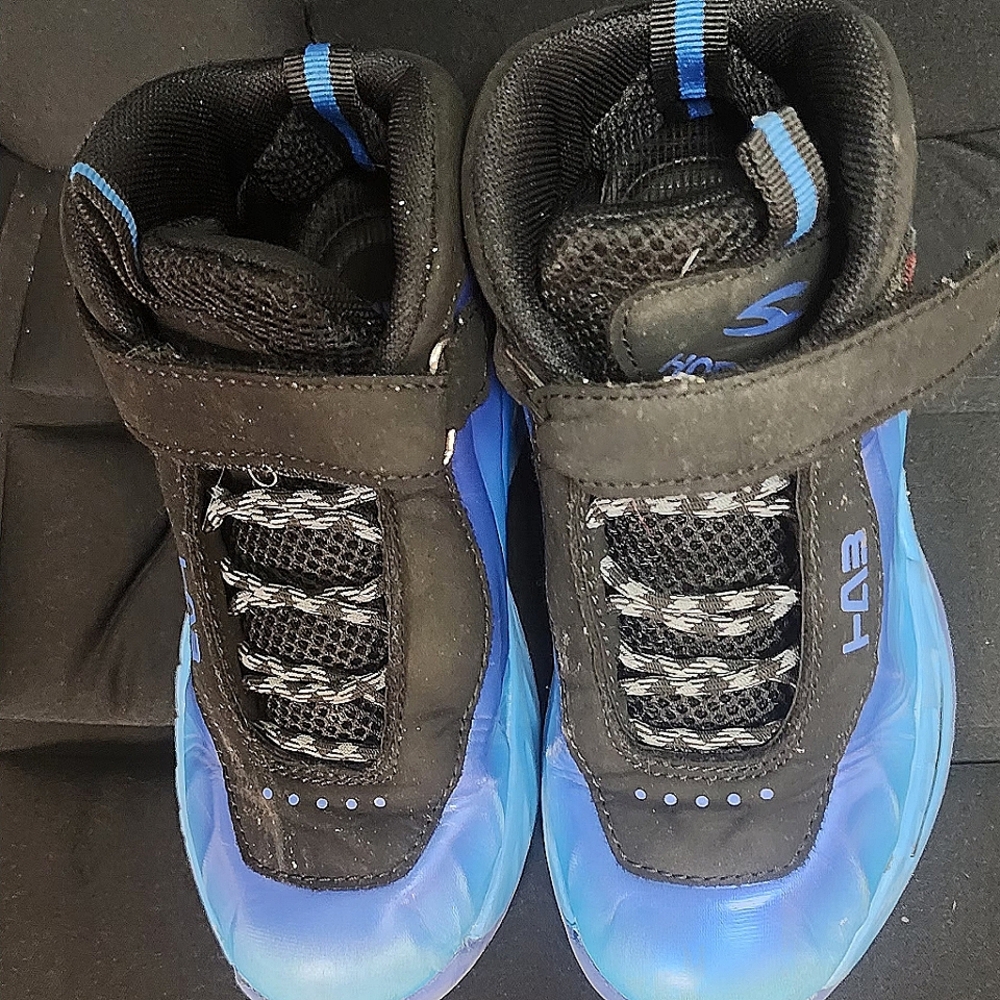 Child Sneaker